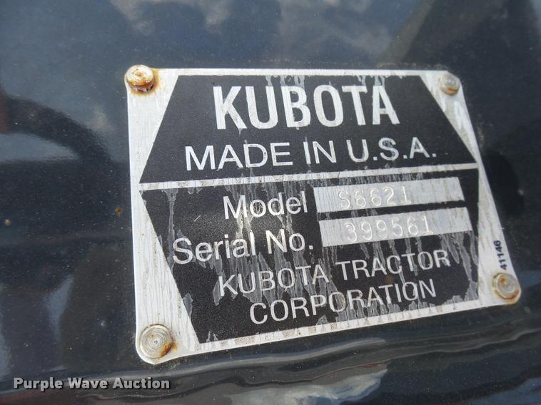 image for item DG9639 Kubota S6621 pallet forks