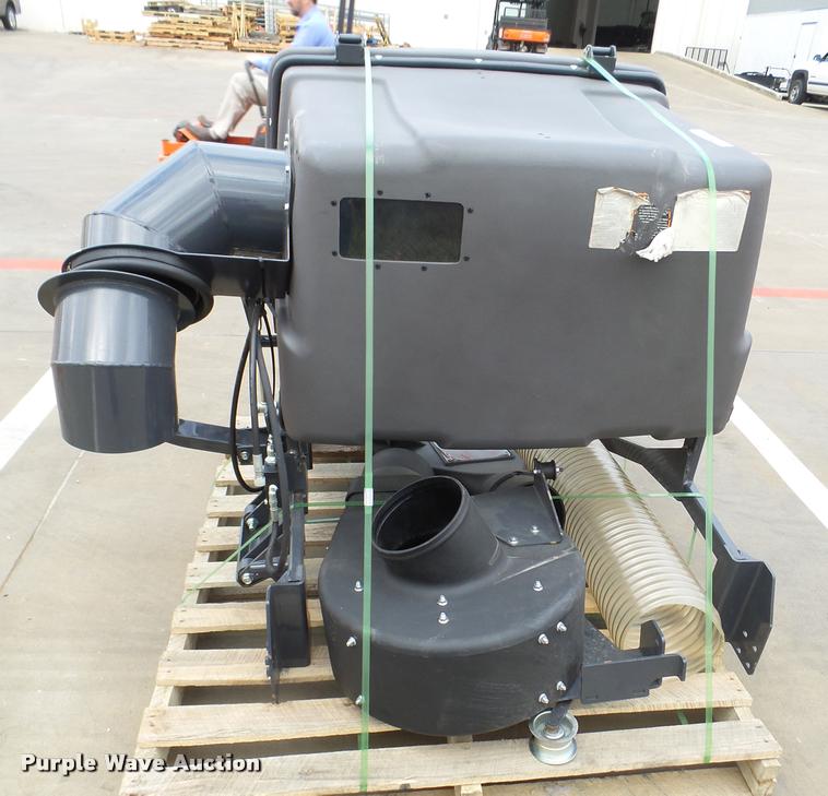 image for item DG9640 Kubota ZTR grass catcher