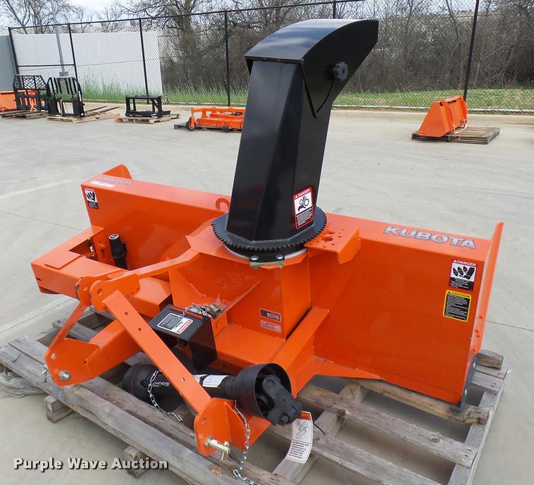 image for item DG9648 Kubota LMX3174 snow blower