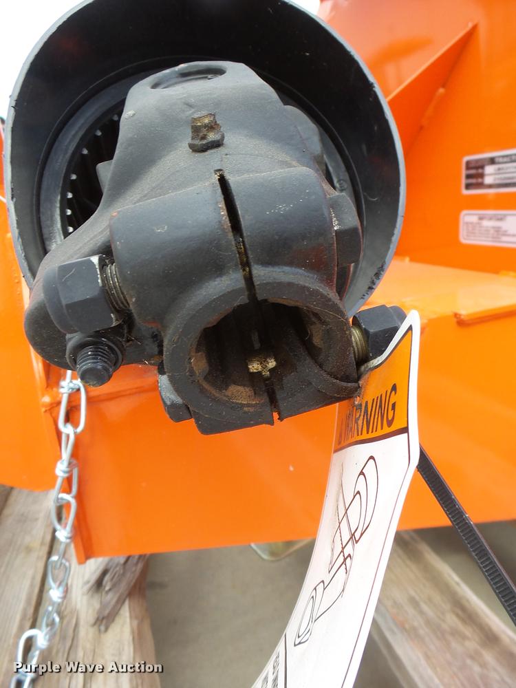 image for item DG9648 Kubota LMX3174 snow blower