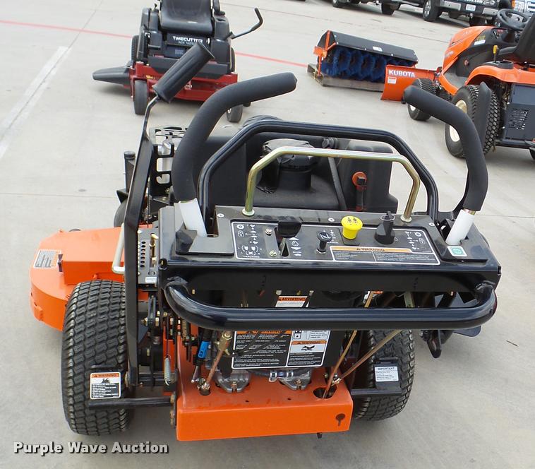 image for item DG9652 Kubota WHF19-52 lawn mower