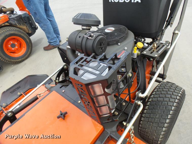 image for item DG9652 Kubota WHF19-52 lawn mower