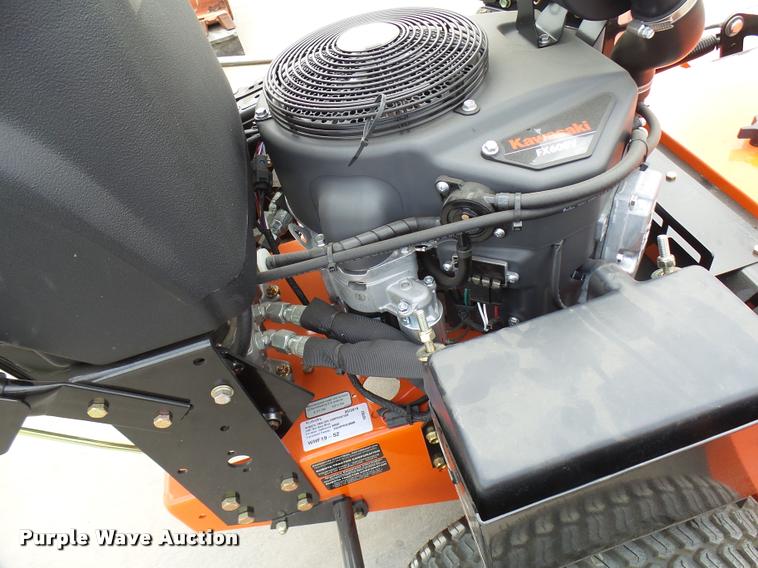 image for item DG9652 Kubota WHF19-52 lawn mower