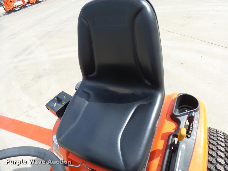 image for item DG9654 Kubota GR2120 garden tractor