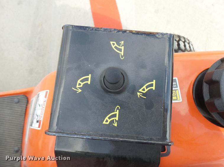 image for item DG9654 Kubota GR2120 garden tractor