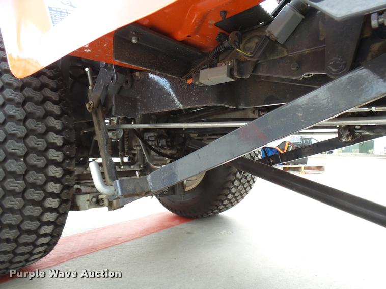 image for item DG9654 Kubota GR2120 garden tractor