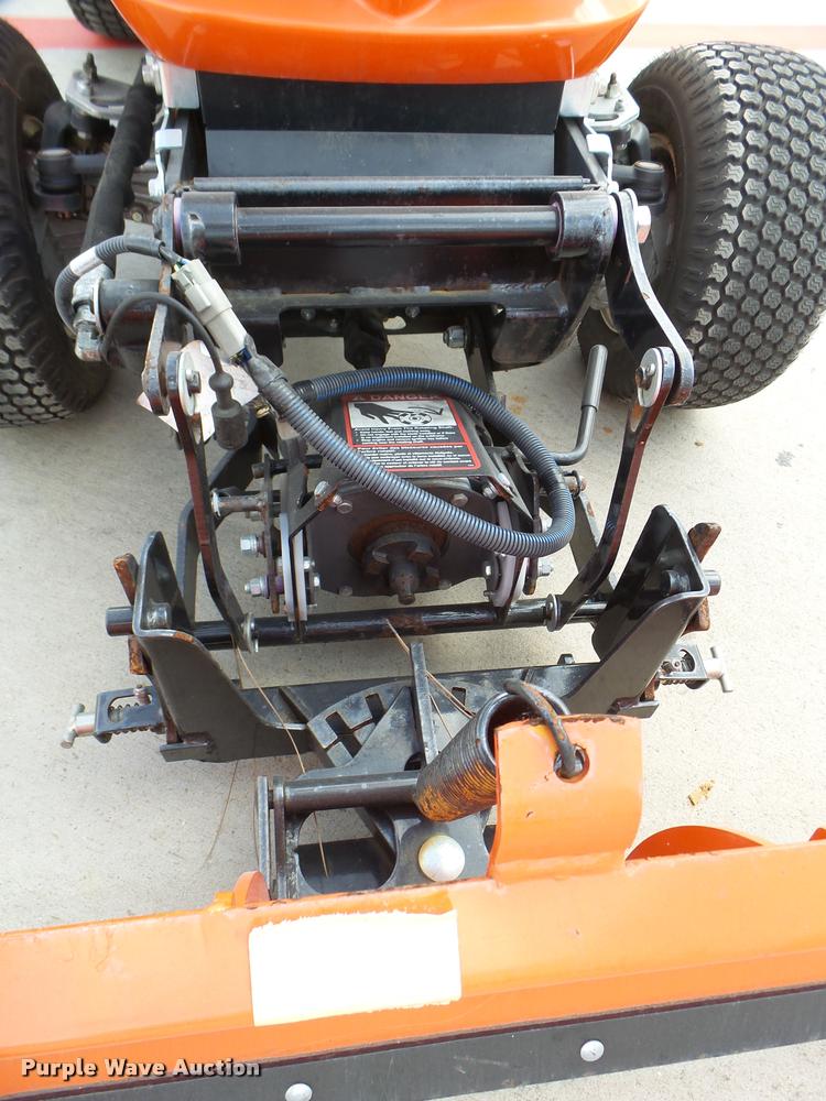 image for item DG9654 Kubota GR2120 garden tractor