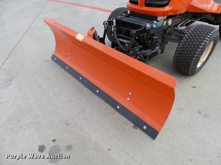 image for item DG9654 Kubota GR2120 garden tractor