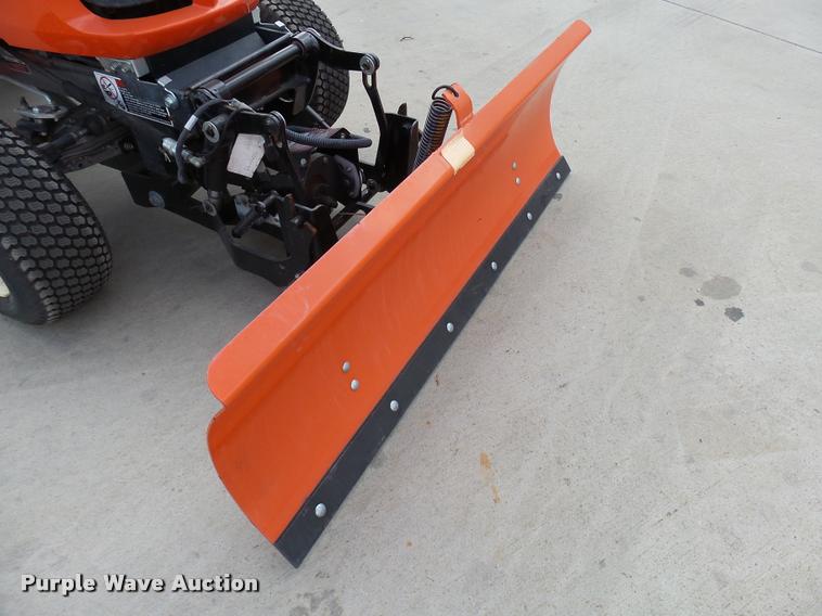 image for item DG9654 Kubota GR2120 garden tractor