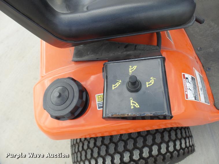 image for item DG9654 Kubota GR2120 garden tractor