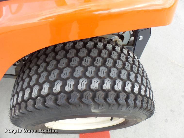 image for item DG9654 Kubota GR2120 garden tractor