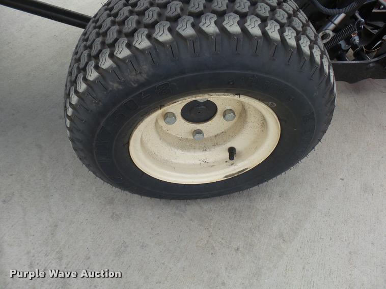 image for item DG9654 Kubota GR2120 garden tractor