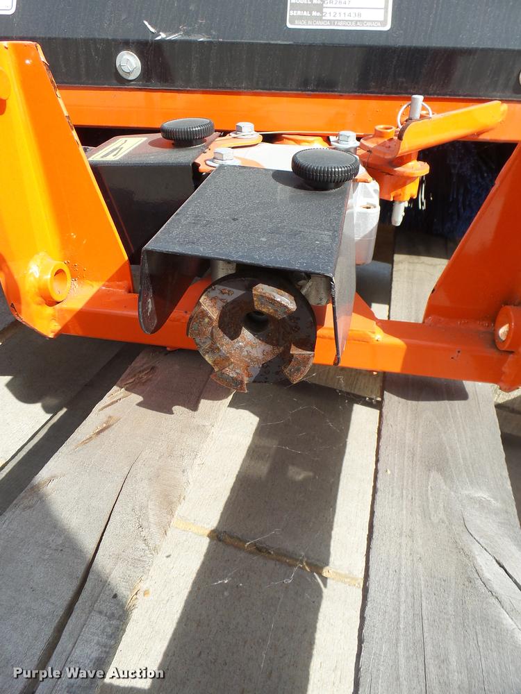 image for item DG9654 Kubota GR2120 garden tractor