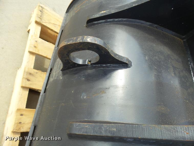 image for item DG9661 Kubota excavator bucket