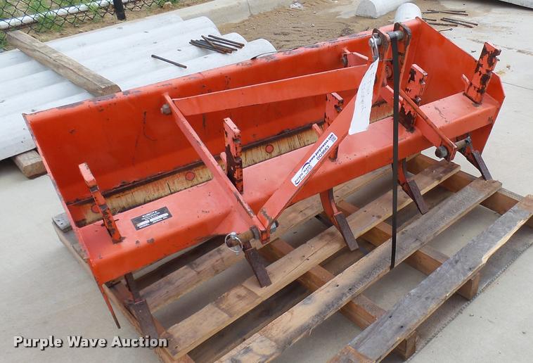 image for item DG9663 Kubota BL7554 box scraper