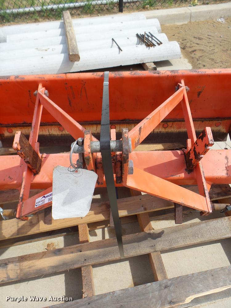 image for item DG9663 Kubota BL7554 box scraper
