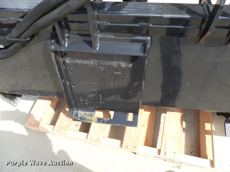 image for item DG9665 Kubota SCM1578 grapple