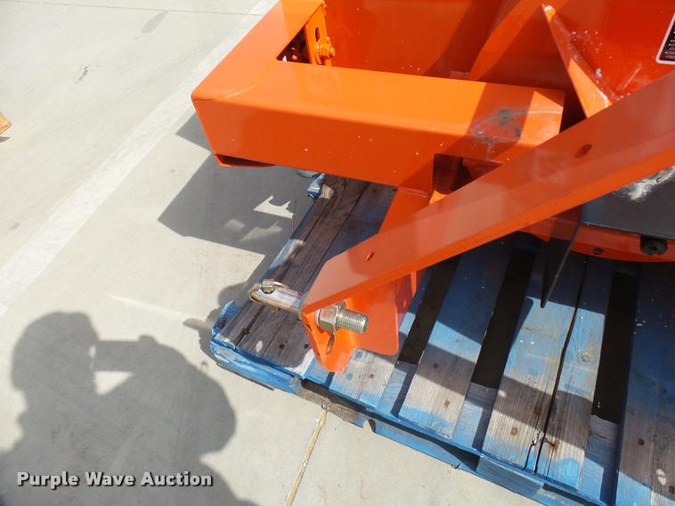 image for item DG9667 Kubota B2789 snow blower