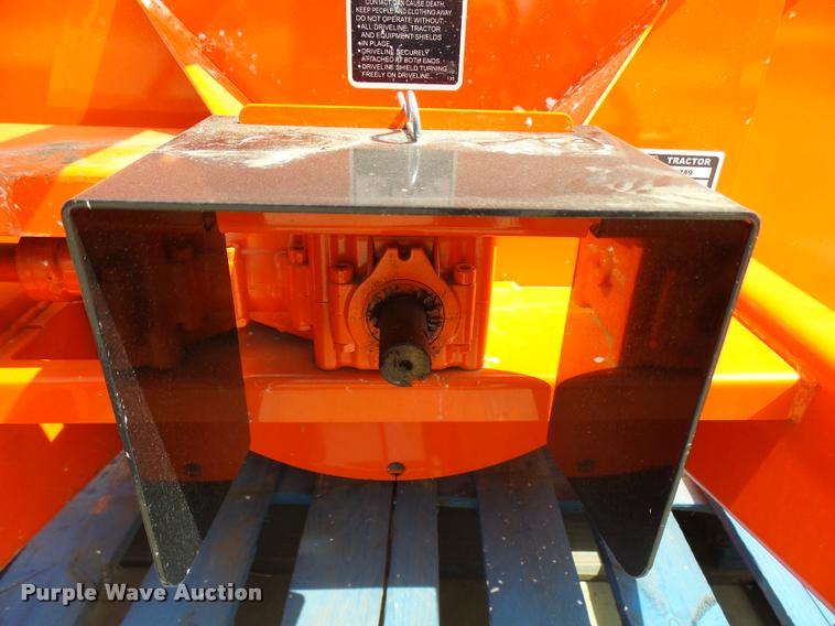 image for item DG9667 Kubota B2789 snow blower