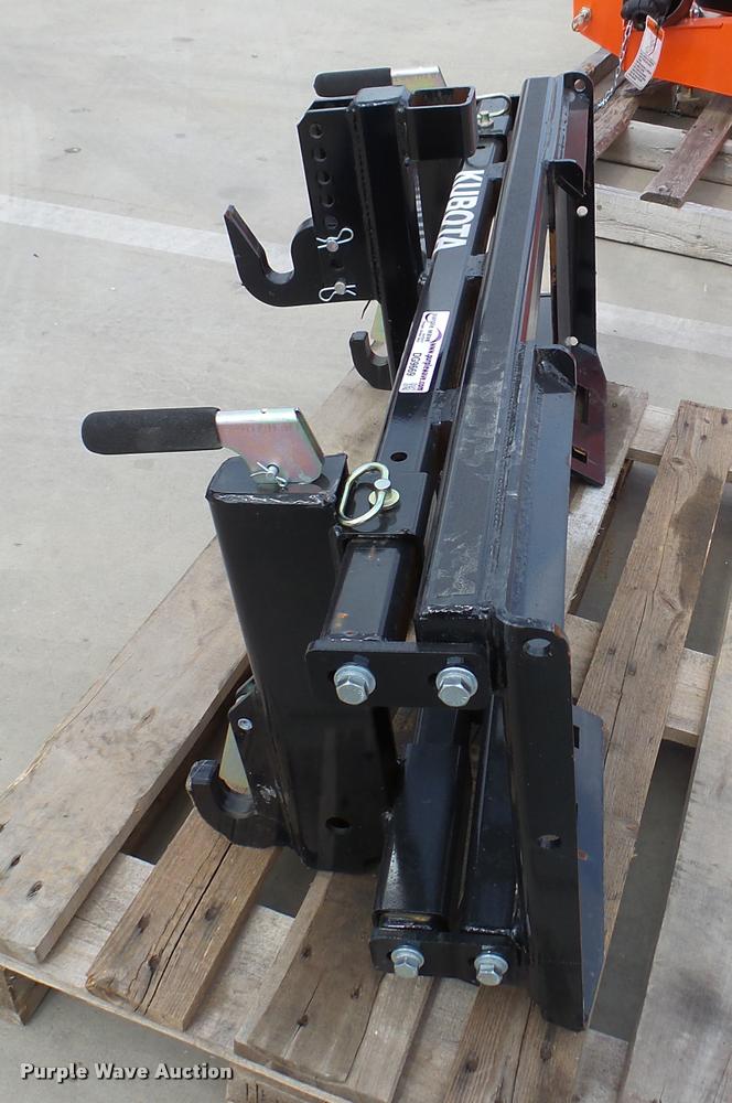 image for item DG9669 Kubota SH35 skid steer hitch