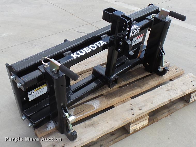 image for item DG9669 Kubota SH35 skid steer hitch