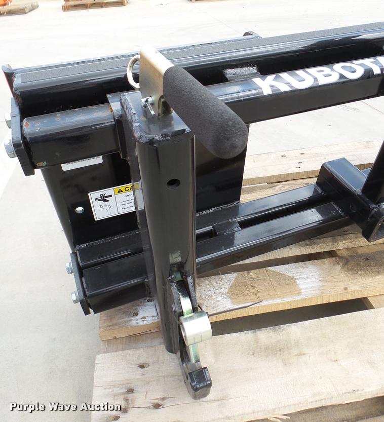 image for item DG9669 Kubota SH35 skid steer hitch