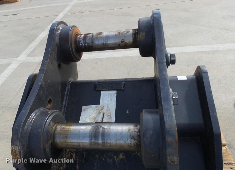 image for item DG9671 Kubota excavator bucket