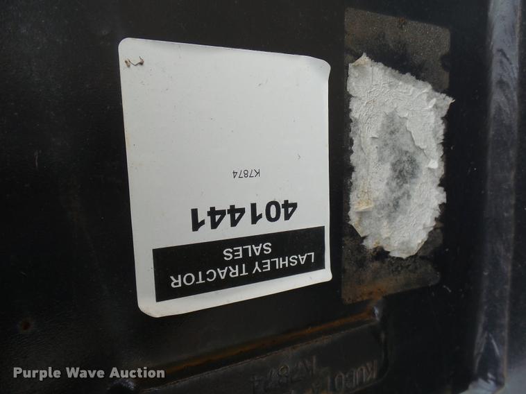 image for item DG9672 Kubota bucket