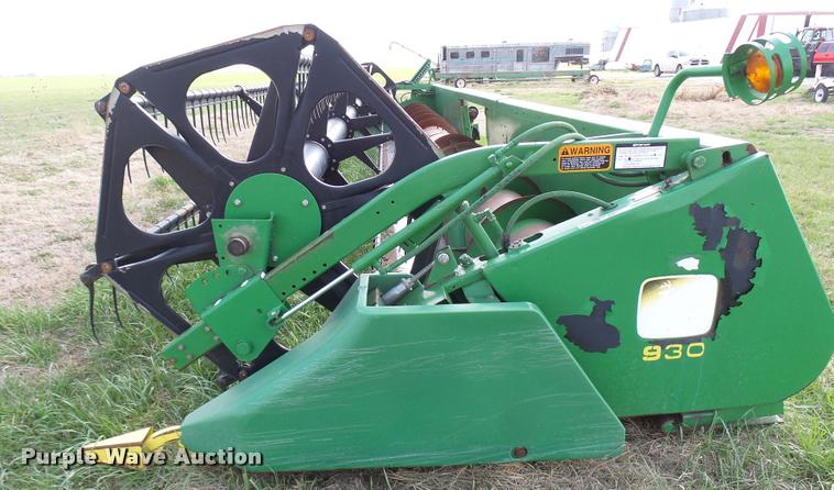 image for item DG9739 1998 John Deere 930 flex head