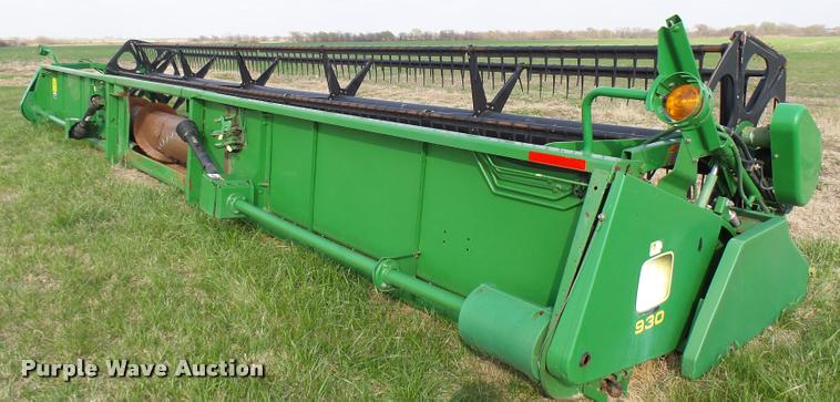 image for item DG9739 1998 John Deere 930 flex head