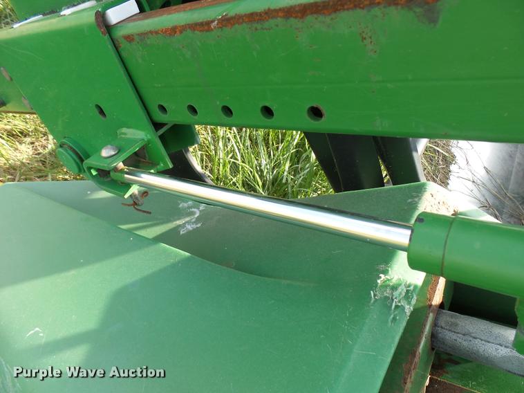 image for item DG9739 1998 John Deere 930 flex head