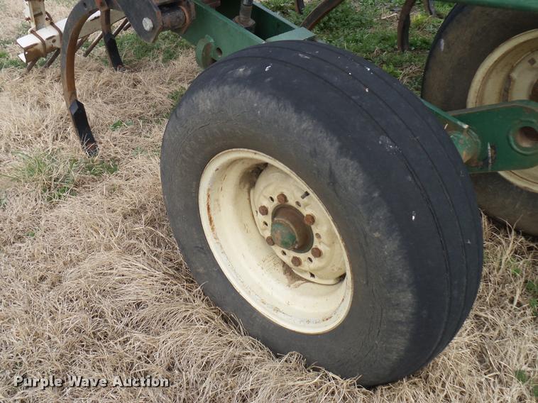 image for item DG9740 Baker 4100 chisel