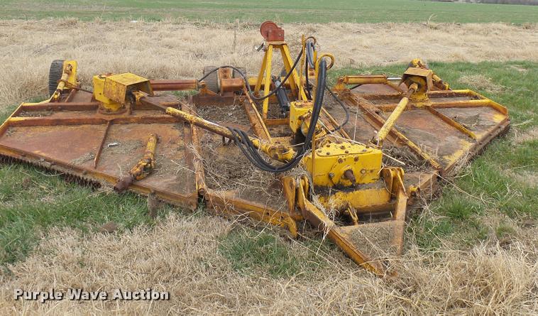 image for item DG9743 Servis Flex XV batwing rotary mower