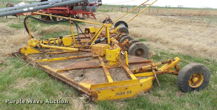 image for item DG9743 Servis Flex XV batwing rotary mower