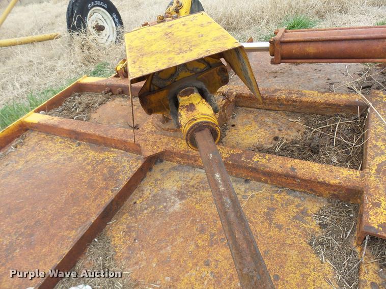 image for item DG9743 Servis Flex XV batwing rotary mower