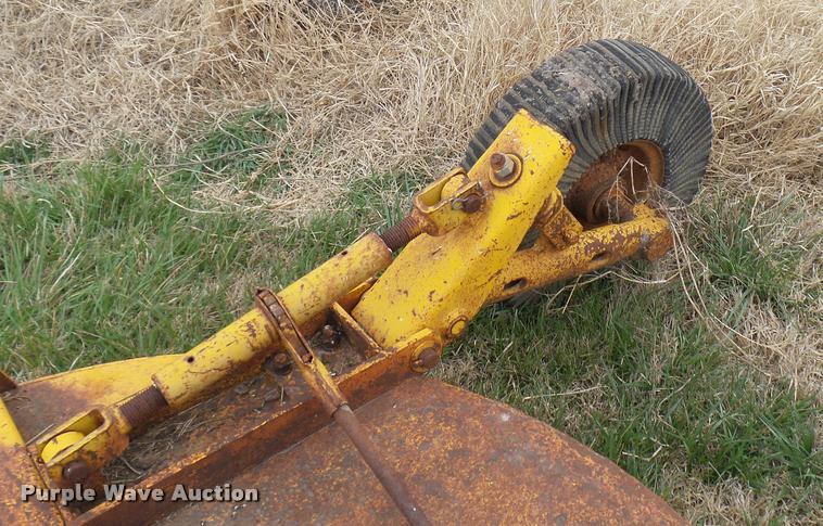 image for item DG9743 Servis Flex XV batwing rotary mower