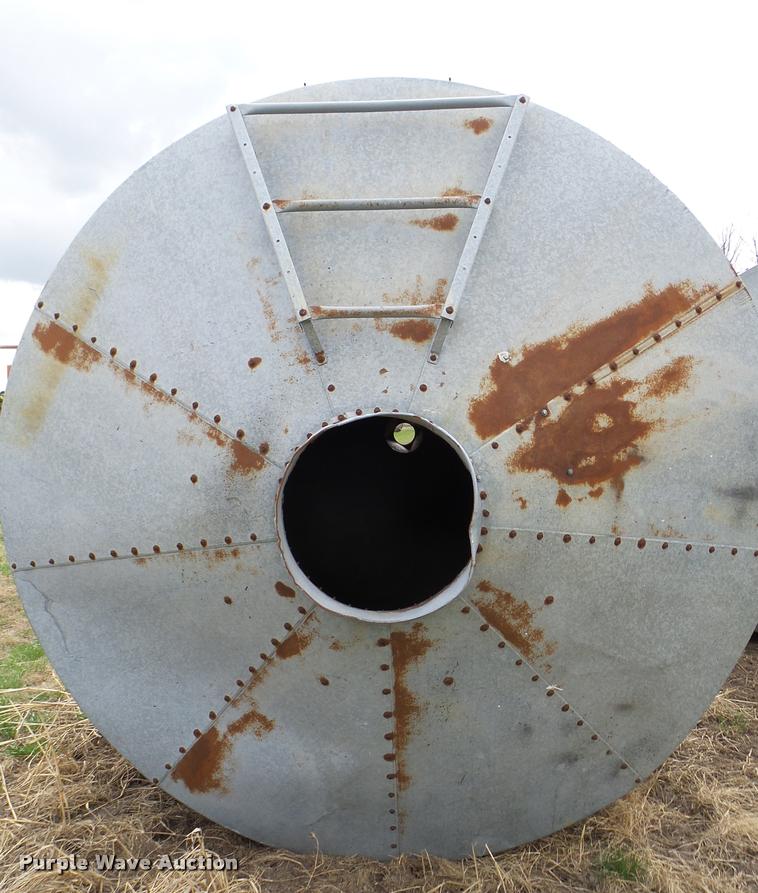 image for item DG9744 Grain bin