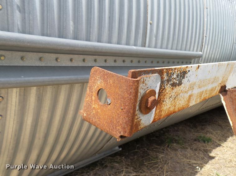 image for item DG9744 Grain bin