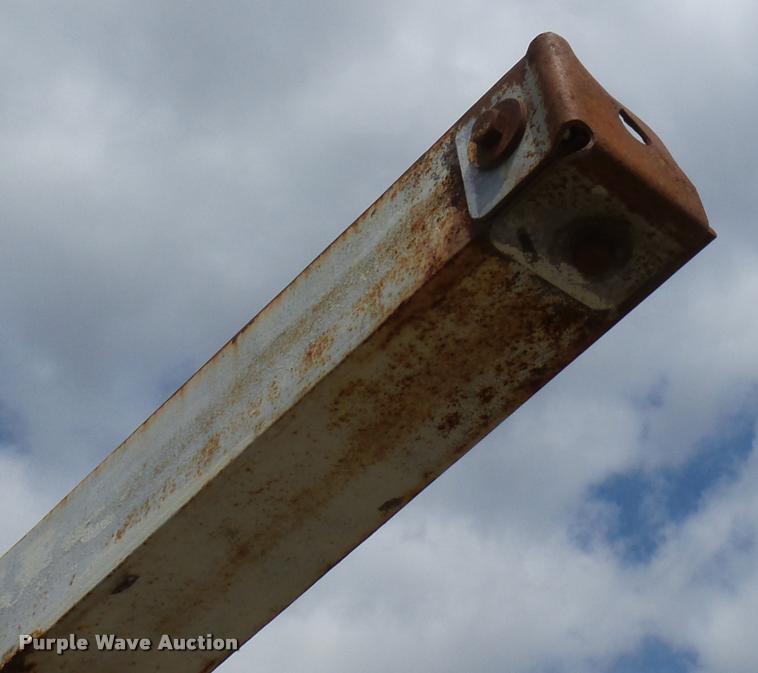 image for item DG9744 Grain bin