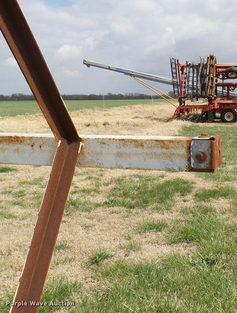 image for item DG9744 Grain bin