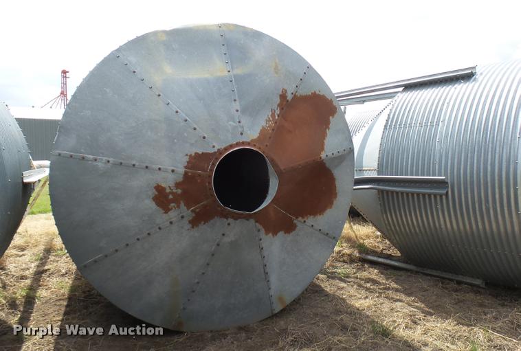 image for item DG9745 Grain bin