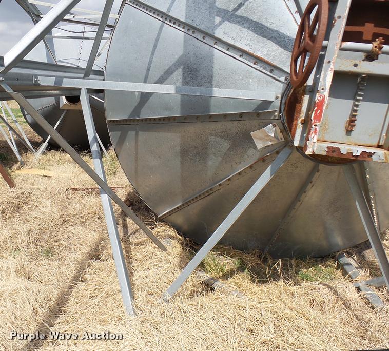 image for item DG9745 Grain bin
