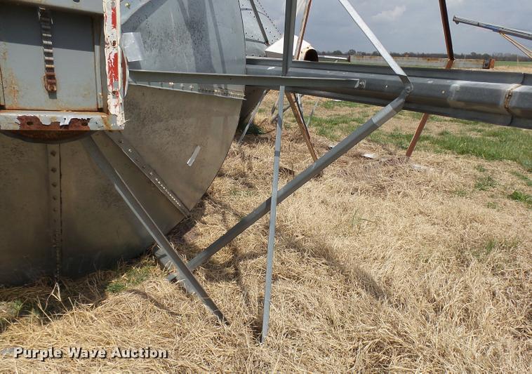 image for item DG9745 Grain bin