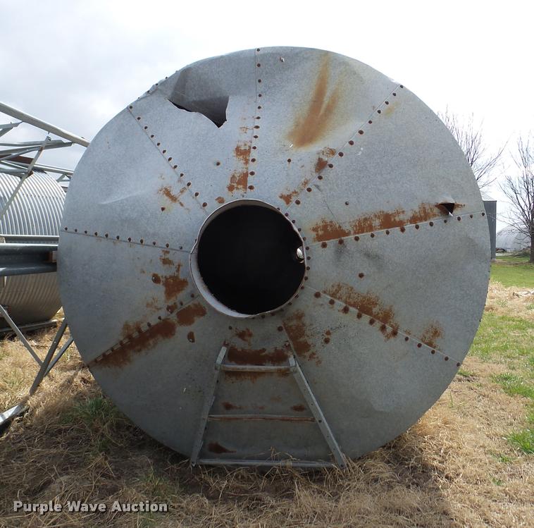 image for item DG9746 Grain bin