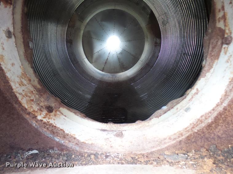 image for item DG9747 Grain bin