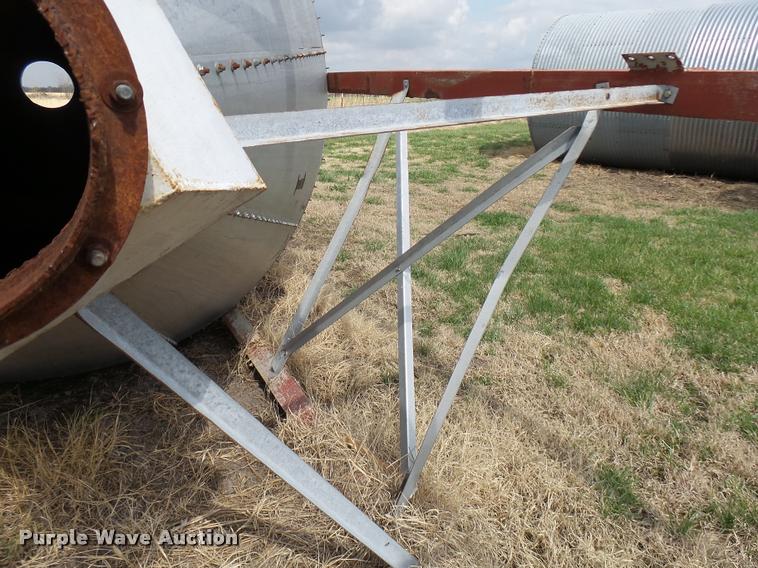 image for item DG9748 Grain bin