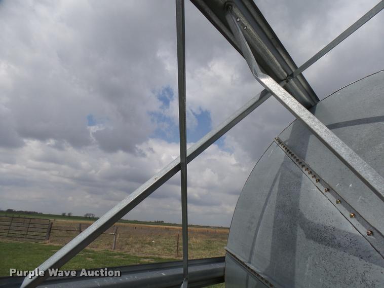 image for item DG9749 Grain bin