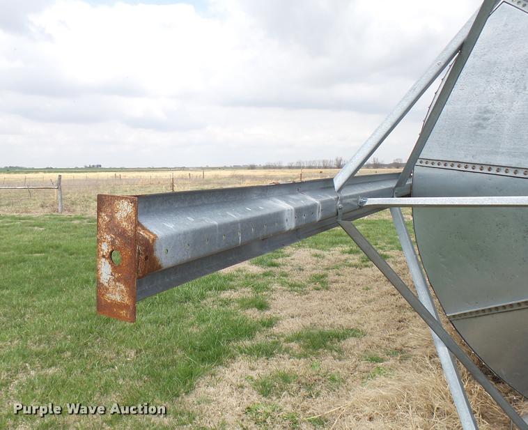 image for item DG9749 Grain bin