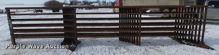 image for item DH9586 (10) cattle panels