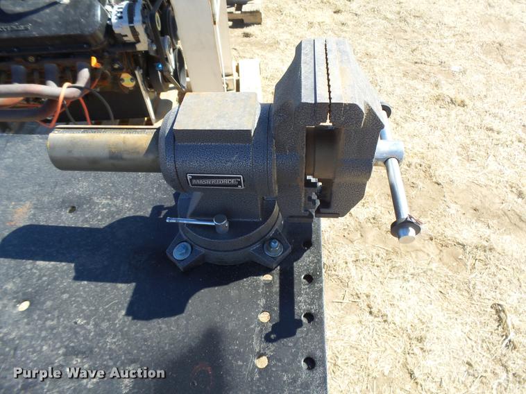 image for item DI9692 Steel shop table